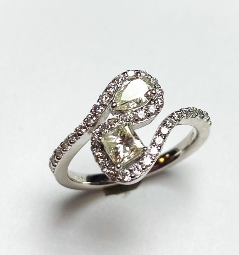 C323FRW - 14K White Gold Fashion Ring