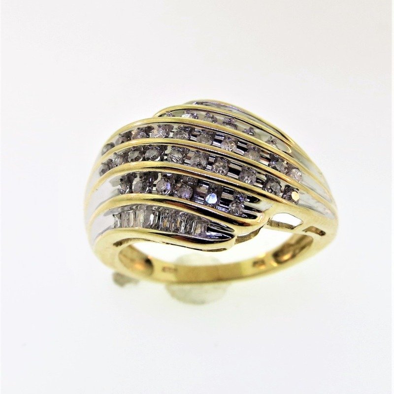 CO10KFRY054 - 10K Yellow Gold Fashion Ring