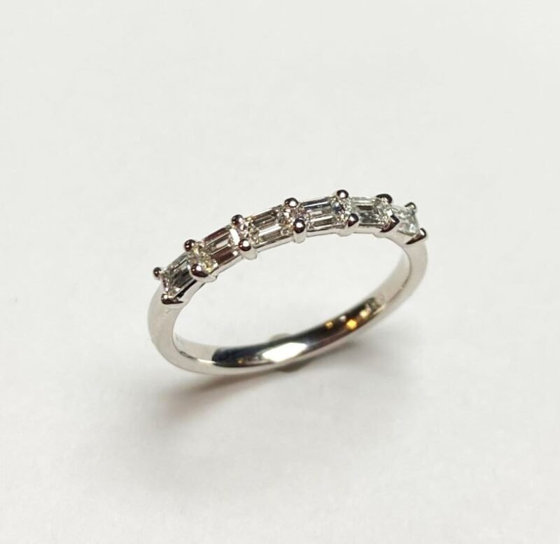 CO14KLTW066 - 14K White Gold Wedding Band