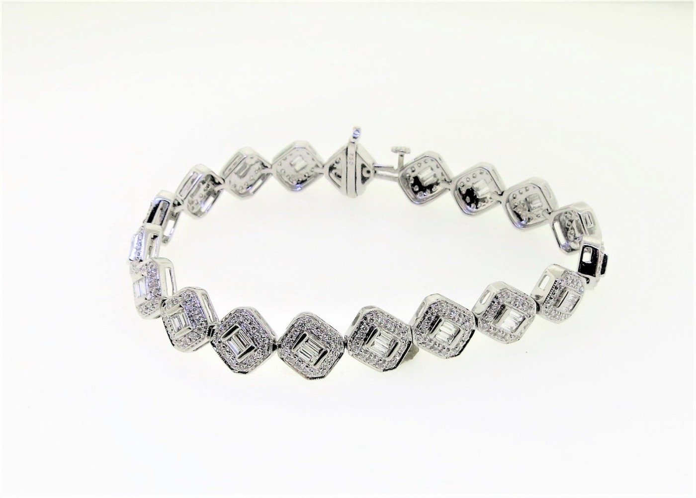 CO14KWBRS - 14K White Gold Bracelet