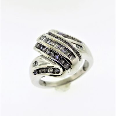 COFR10KW10 - 10K White Gold Ring