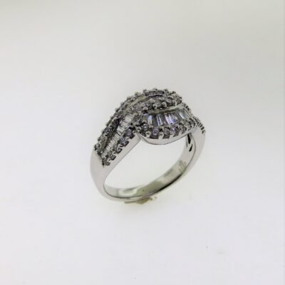 COFR14W110 - 14K White Gold Fashion Ring