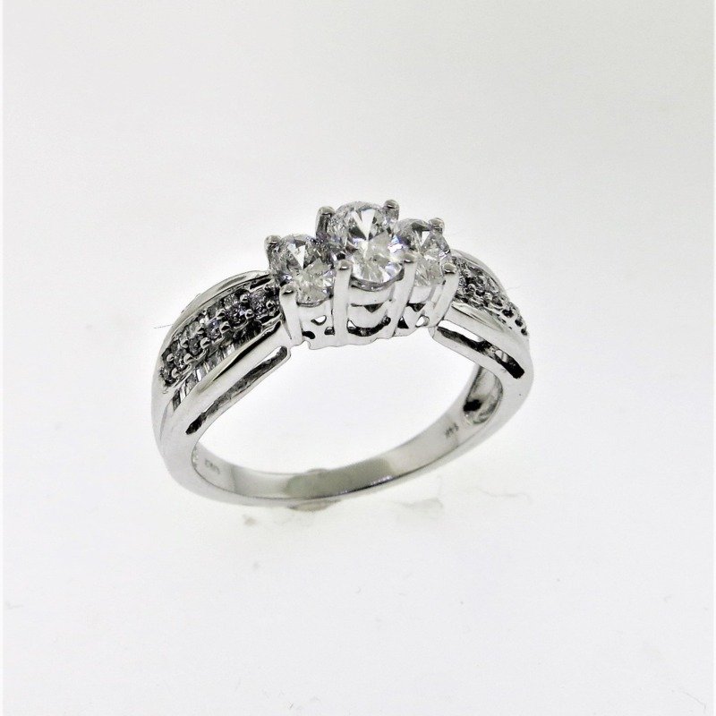 COLS14W106 - 14K White Gold Engagement Ring