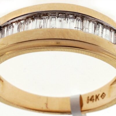 COLTY - 14K Yellow Gold Wedding Band