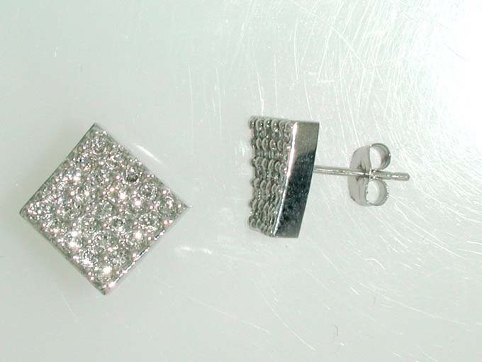 UB6642EW 14K White Gold Earring – UB6642EW