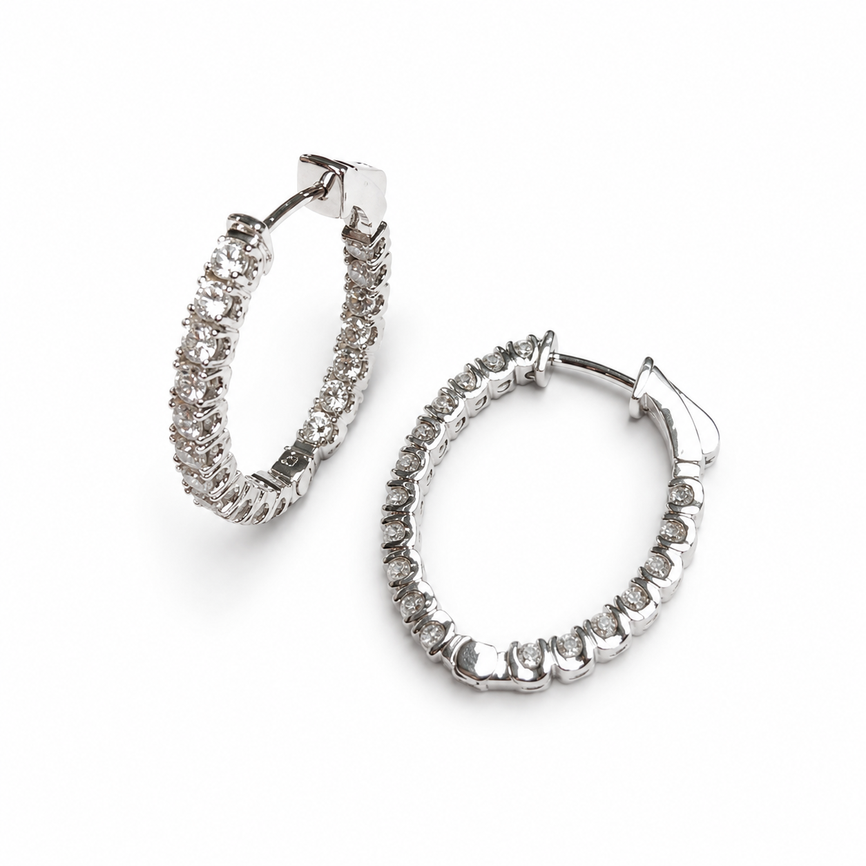 ER30A200MM26W -  Earring
