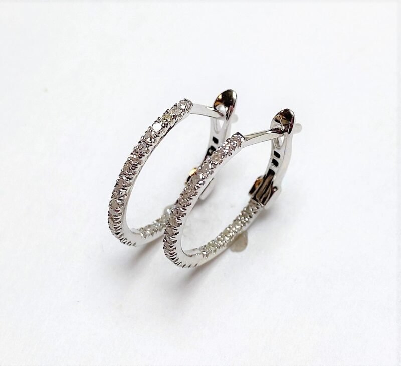 ER958W - 14K White Gold Hoop Earrings