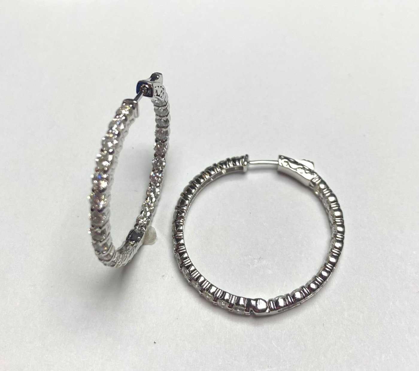 F142-8MCEW - 14K  Hoop Earrings