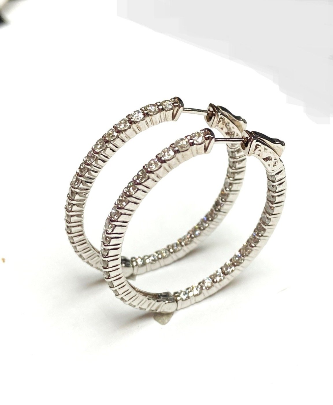 F223-5VMLEW - 14K White Gold Hoop Earrings