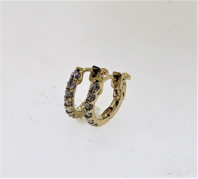 F236-3SCEY55 - 14K  Huggies Earring