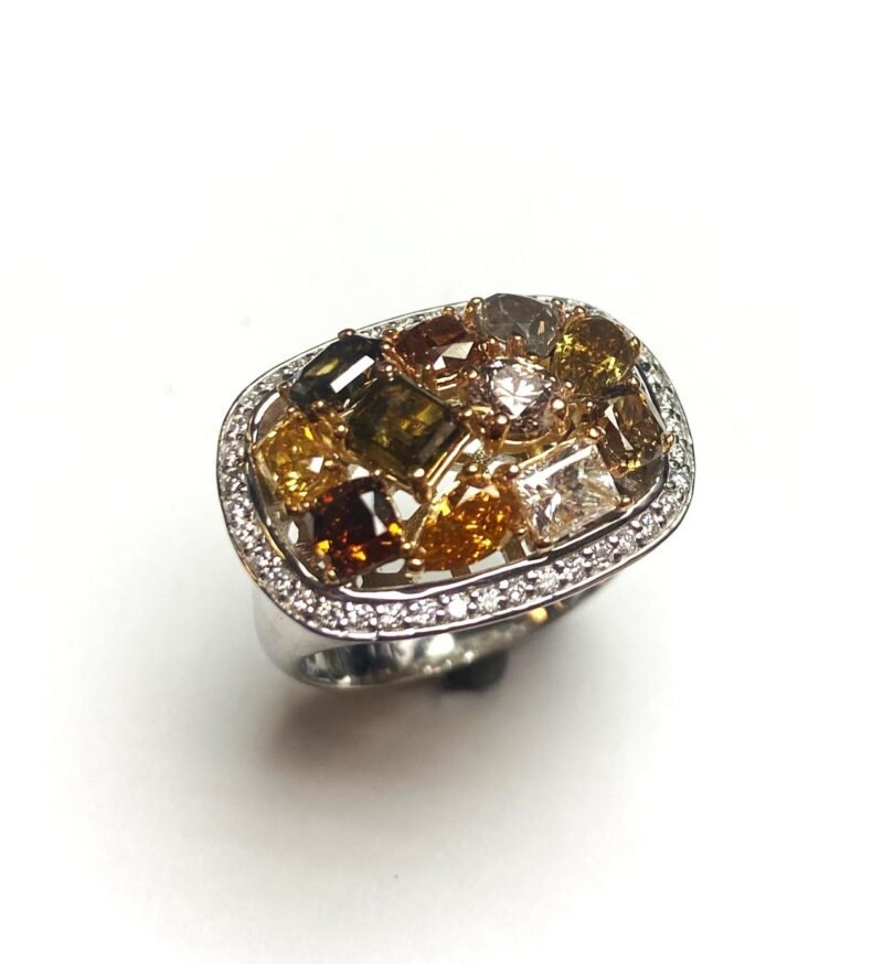 FCR713TE-8MUW - 18K White Gold Fashion Ring