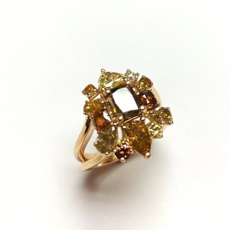 FCR725T-Y8MU - 18K Yellow Gold Fashion Ring
