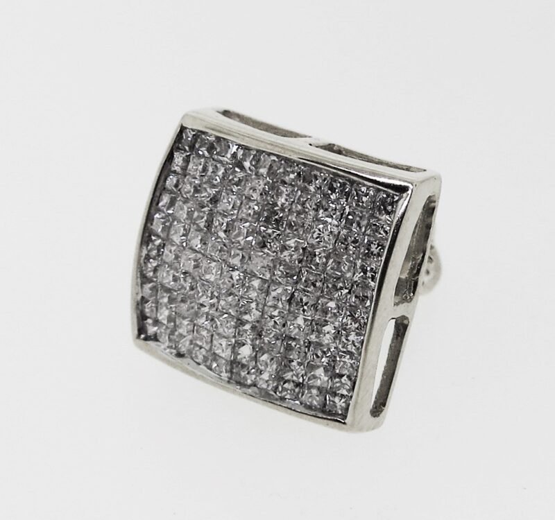FOEP5931W -   Stud Earrings