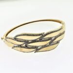 HKD-597Y23 -   Bangle