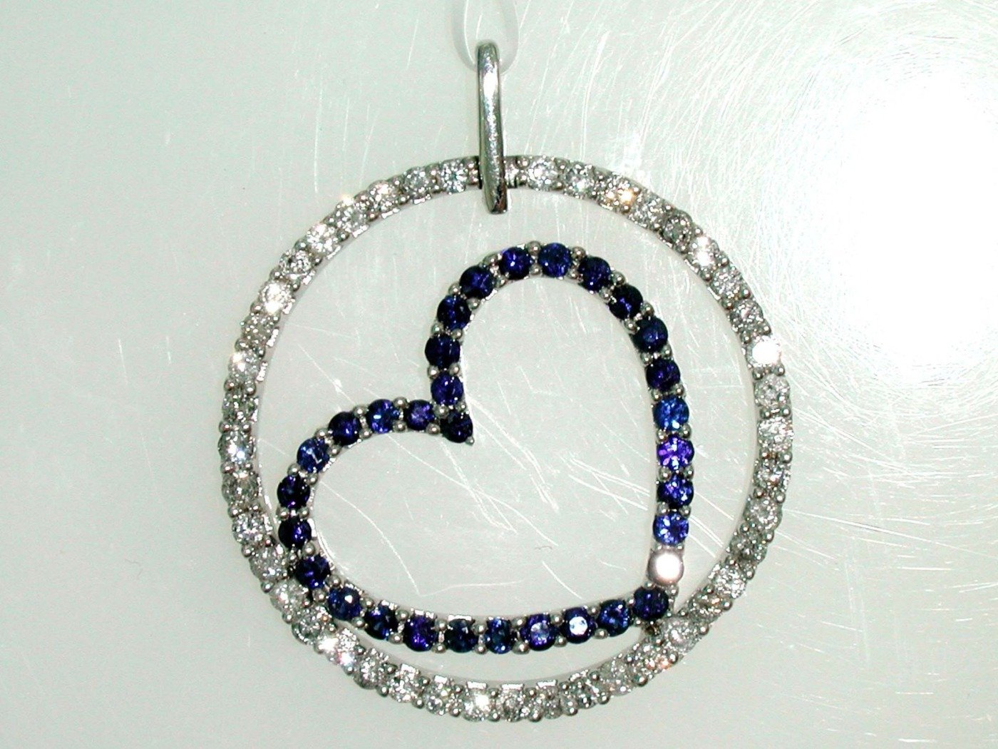 HP51523SA-W - 14K White Gold Pendant