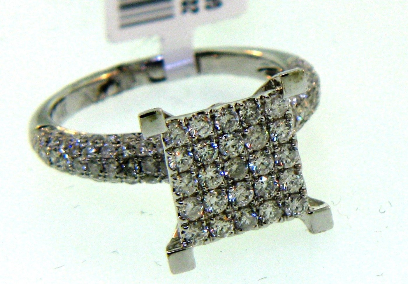 ISDR05711BW - 14K White Gold Engagement Ring