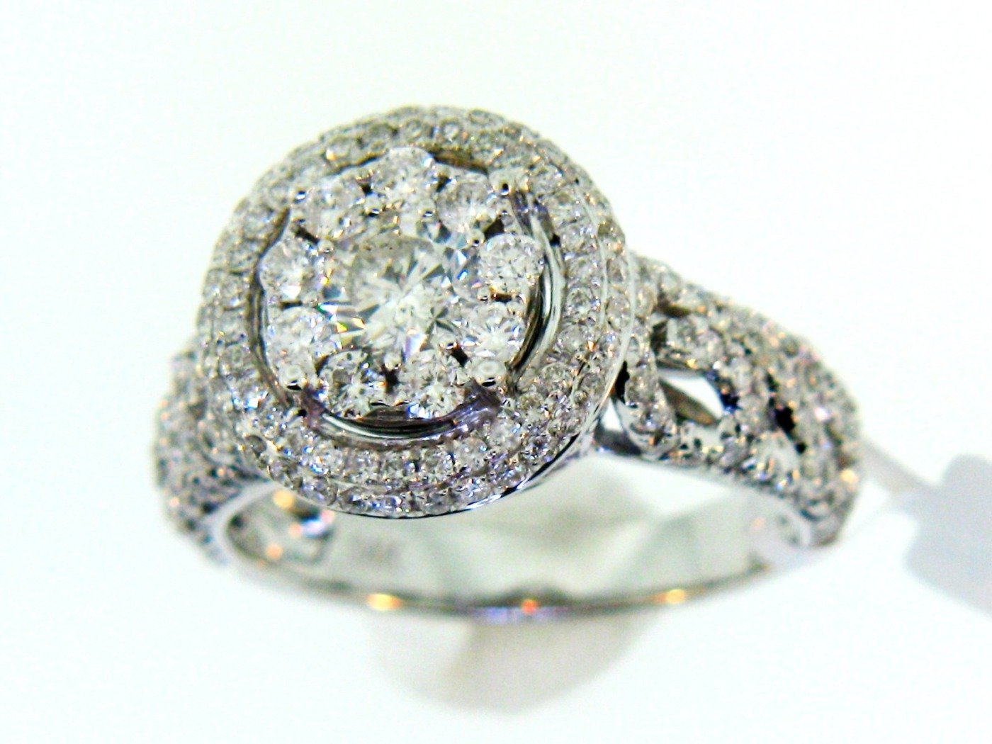 ISDR07240FW - 14K White Gold Fashion Ring