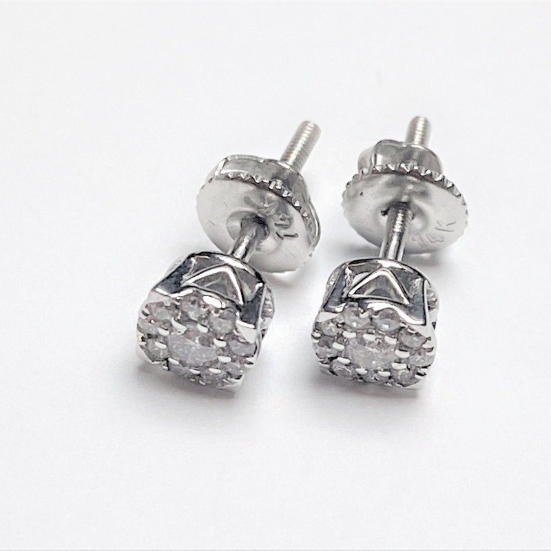 JE09656W - 14K White Gold Stud Earrings