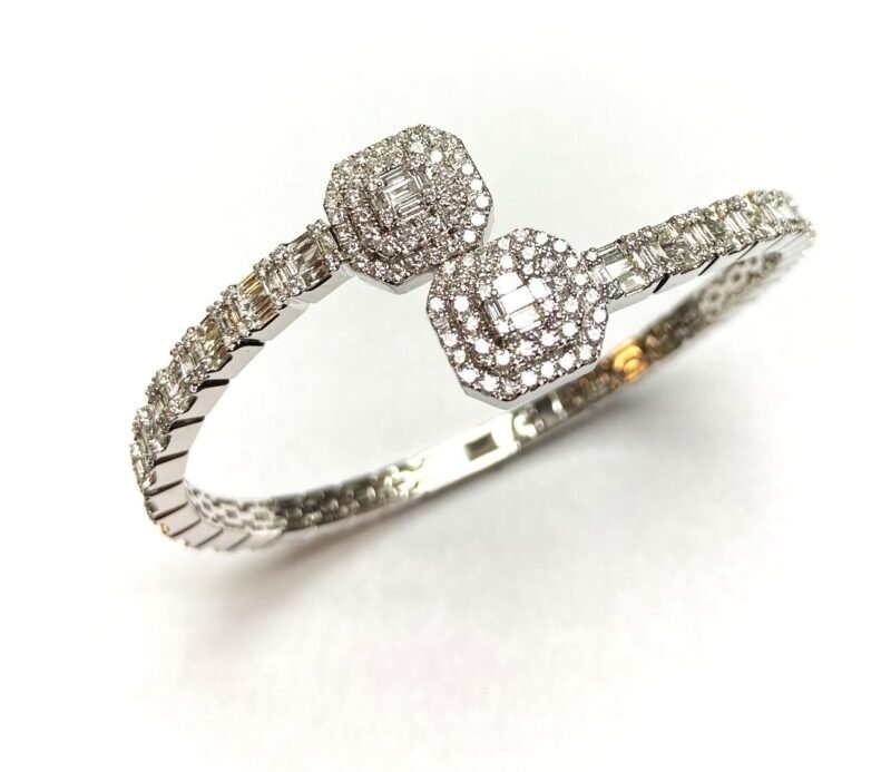 KC401430W - 14K White Gold Bangle