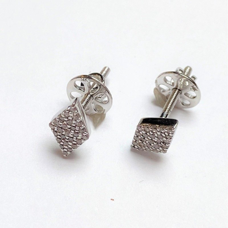 KNRER8084W - 14K White Gold Stud Earrings