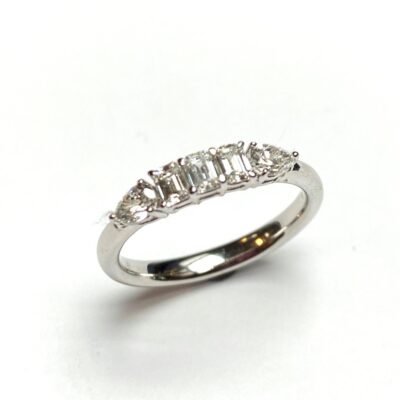 KR106992W - 14K White Gold Ring
