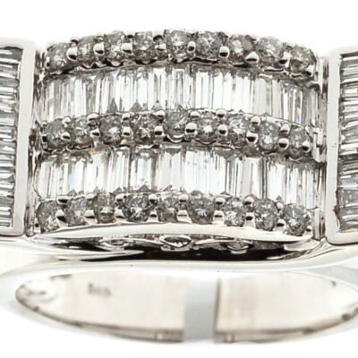 LR01706 - 14K White Gold Ring
