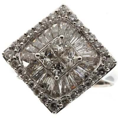 LR02304 - 14K White Gold Engagement Ring