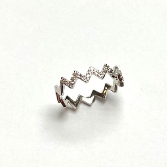 LR4790DW - 14K White Gold Ring