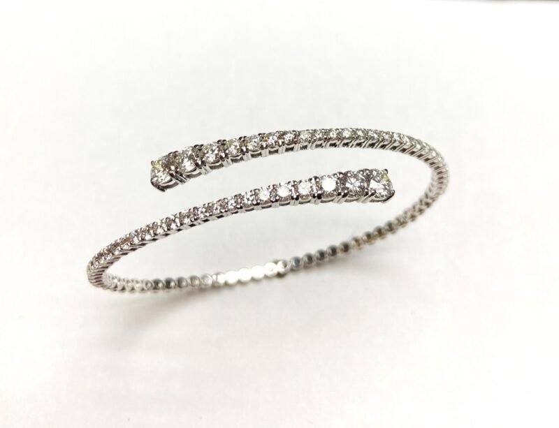 MJ4214W - 14K White Gold Bangle