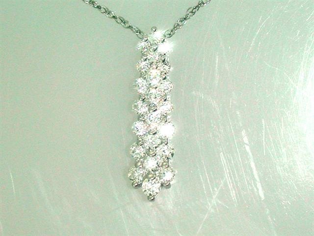 UB7068PHW 14K White Gold Pendant – UB7068PHW