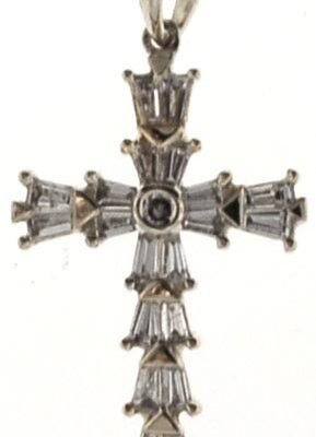 PD00744W - 14K White Gold Cross Pendant