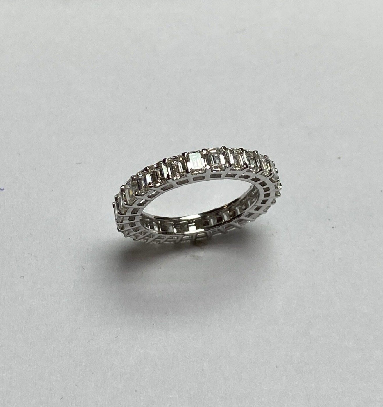 R4902ETW - 14K White Gold Eternity Band