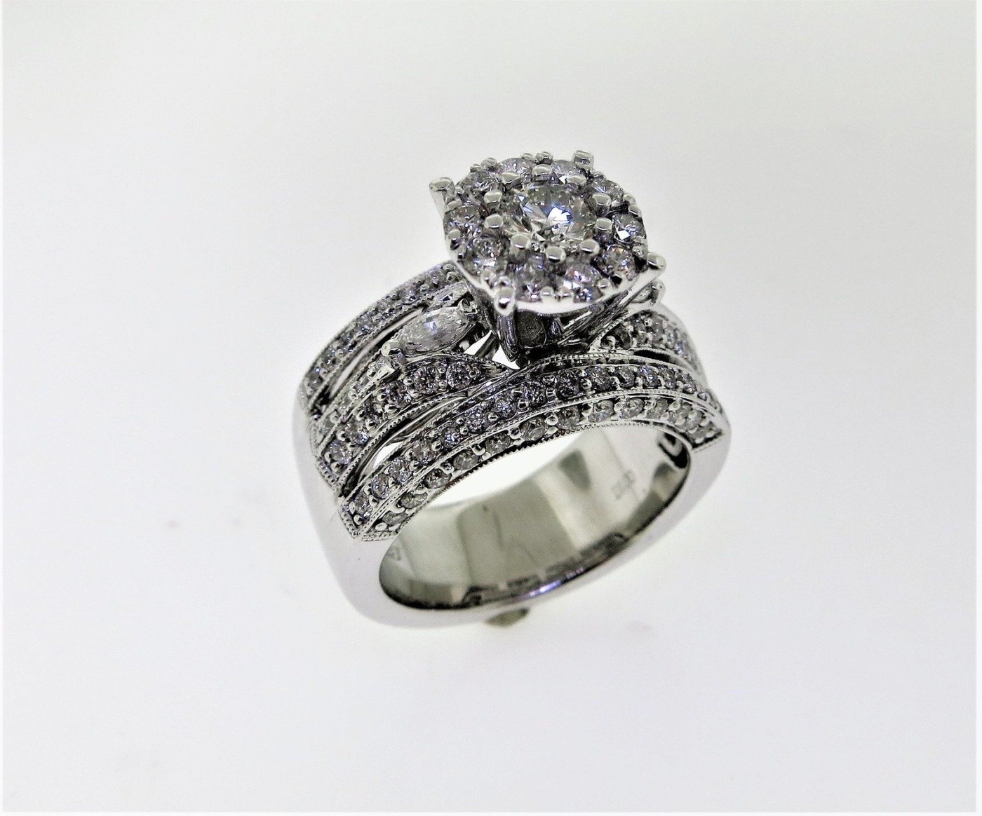 RG10821LSWBH - 14K White Gold Engagement Ring