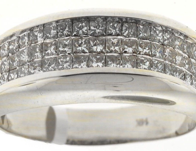 SSR064AW - 14K White Gold Anniversary Ring