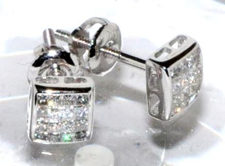SVE03644AAW - 14K White Gold Stud Earrings