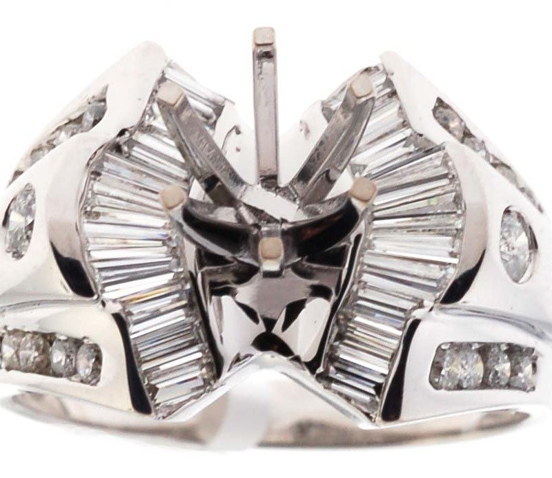 U690W - 14K White Gold Engagement Ring