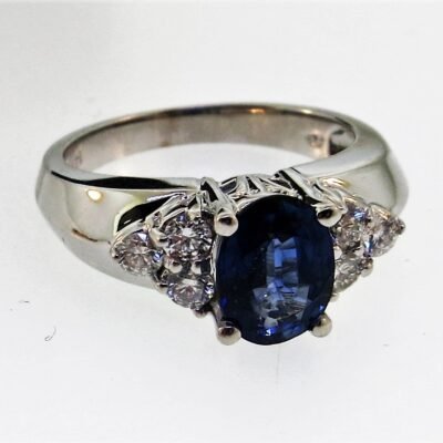 UB10040FWJSA - 14K White Gold Ring