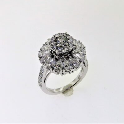 UB10140LSWGH513 -   Engagement Ring