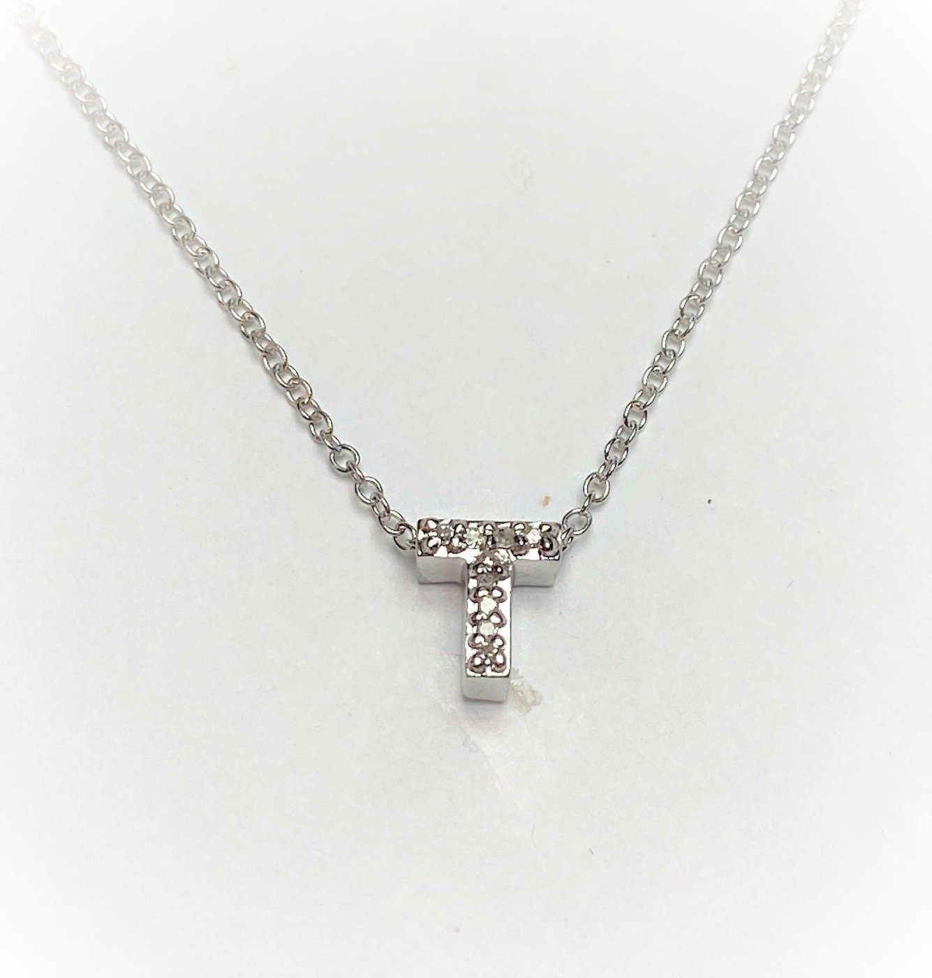UB10228PW-T - 10K White Gold Pendant