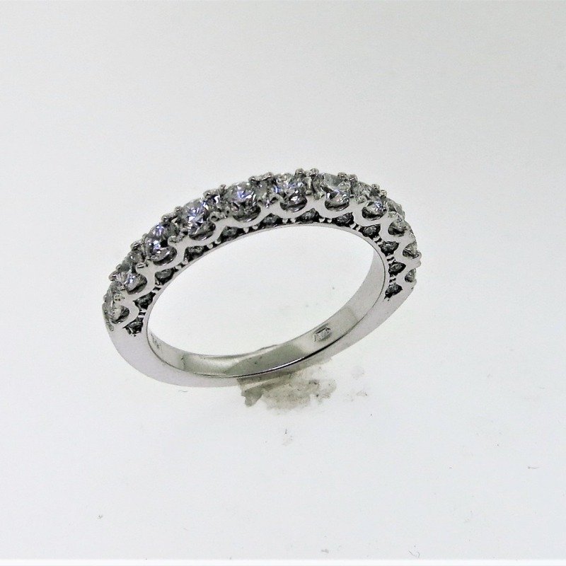 UB10322LW53 -   Wedding Band