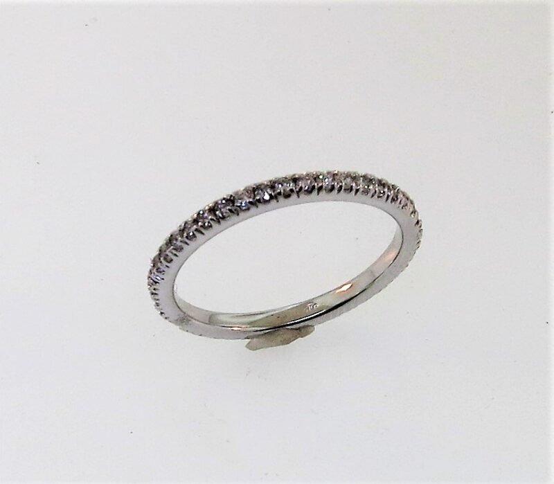 UB10351-1ETW53 - 14K White Gold Wedding Band