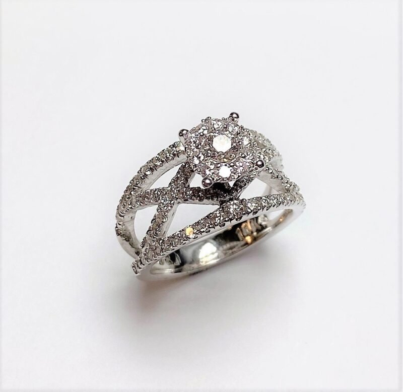 UB10428LSWBH53 - 14K White Gold Engagement Ring