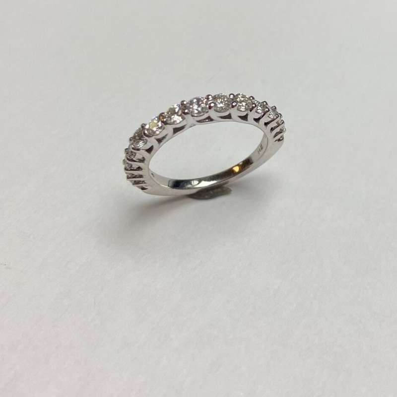 UB10429LW53 - 14K White Gold Wedding Band