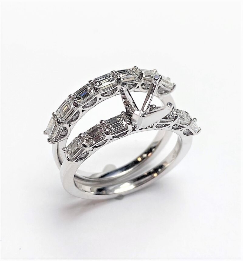 UB10472SMTW - 14K White Gold Bridal Set Ring