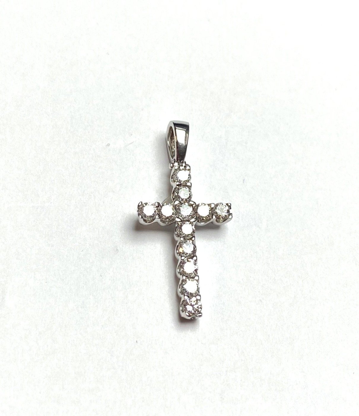 UB10546PKW - 14K White Gold Cross Pendant