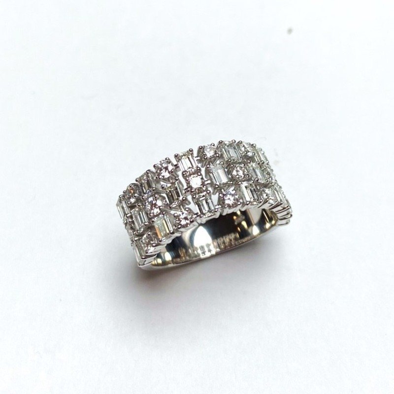 UB10564AW - 14K White Gold Anniversary Ring