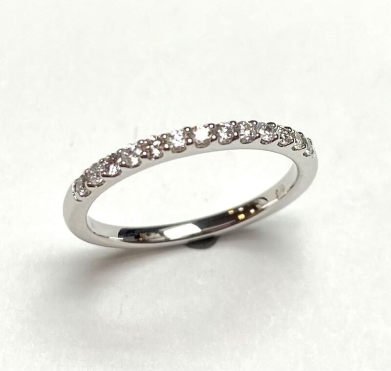 UB10600ABW - 14K White Gold Anniversary Ring