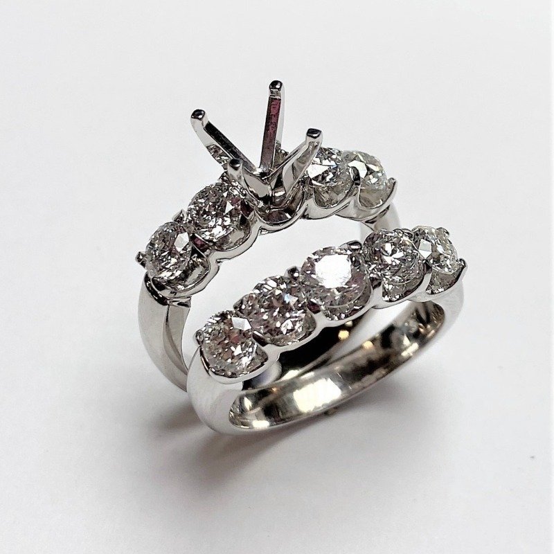 UB3999SMTW4 -   Bridal Set Ring