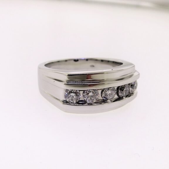 UB5500GKW -   Gents Ring