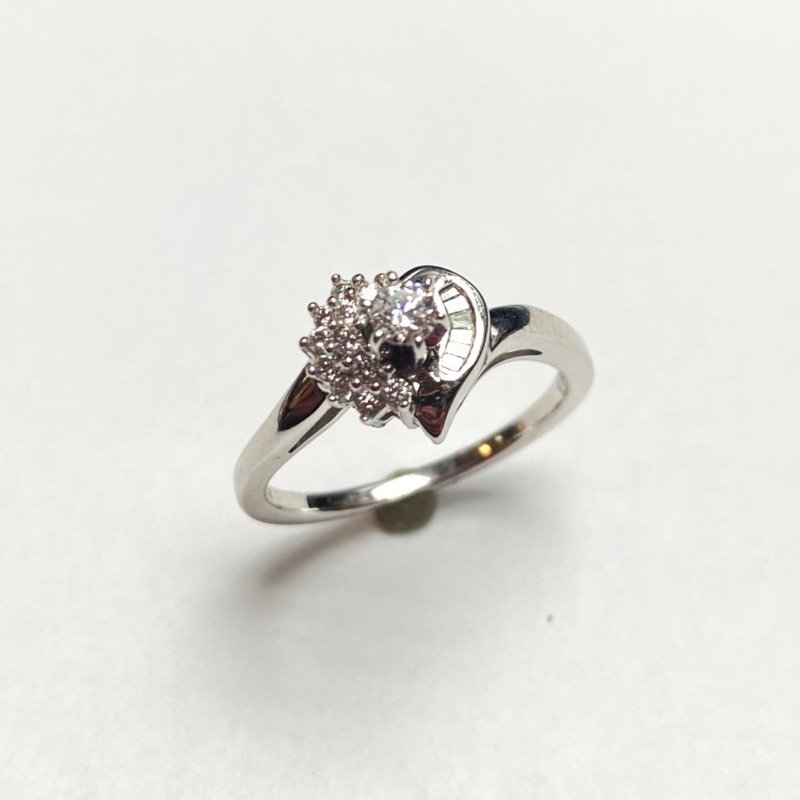 UB5541LS-10W - 10K White Gold Engagement Ring